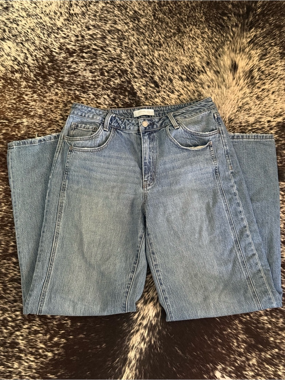 Women's Light Blue Boot Cut Jeans - Classic Six-Pocket Style